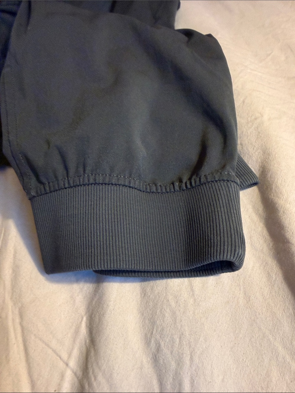 Lululemon - Picture 7 of 8